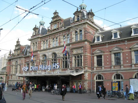 Den Haag Holland Spoor Train Station - Den Haag HS